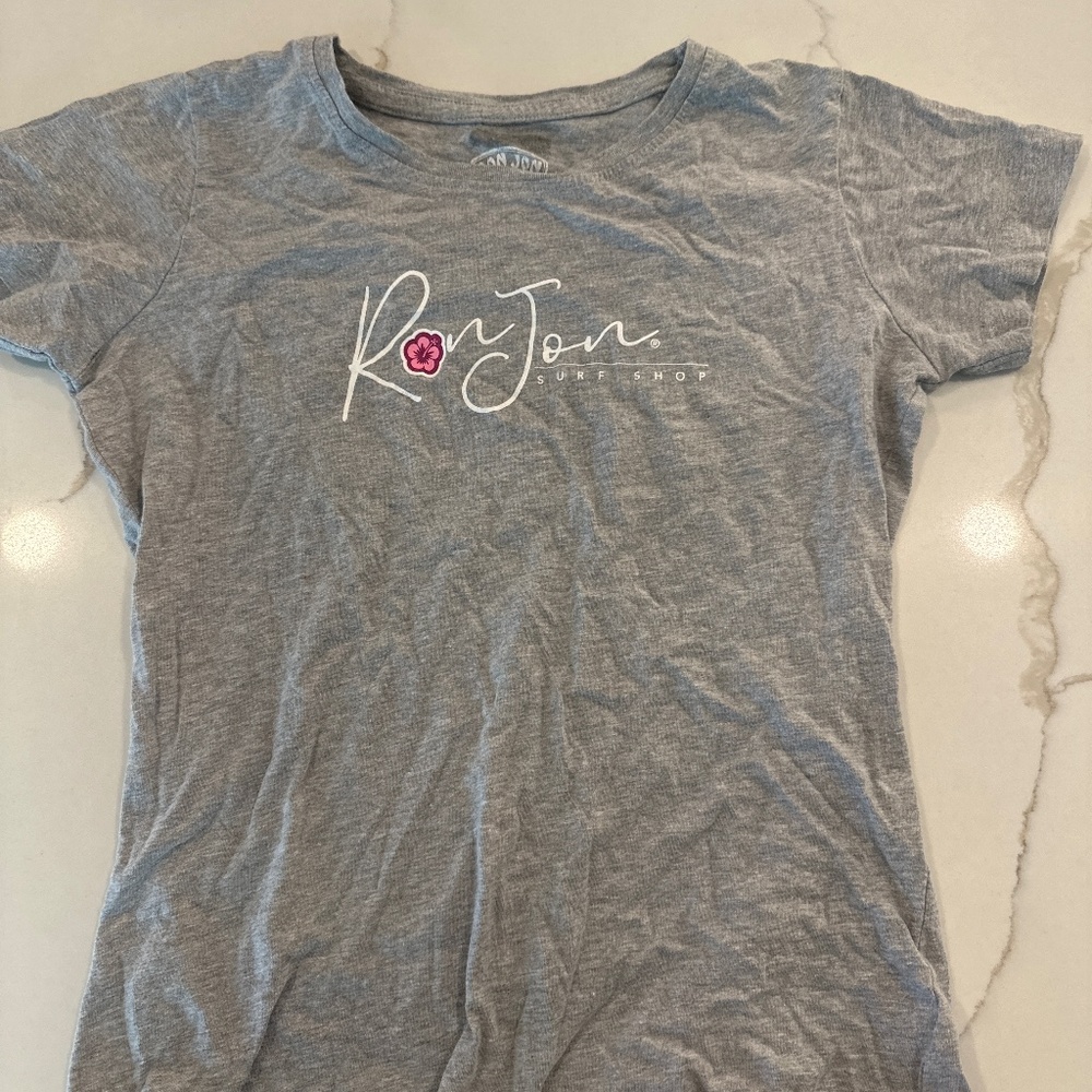 Girls, Ron Jon surf shop T-shirt